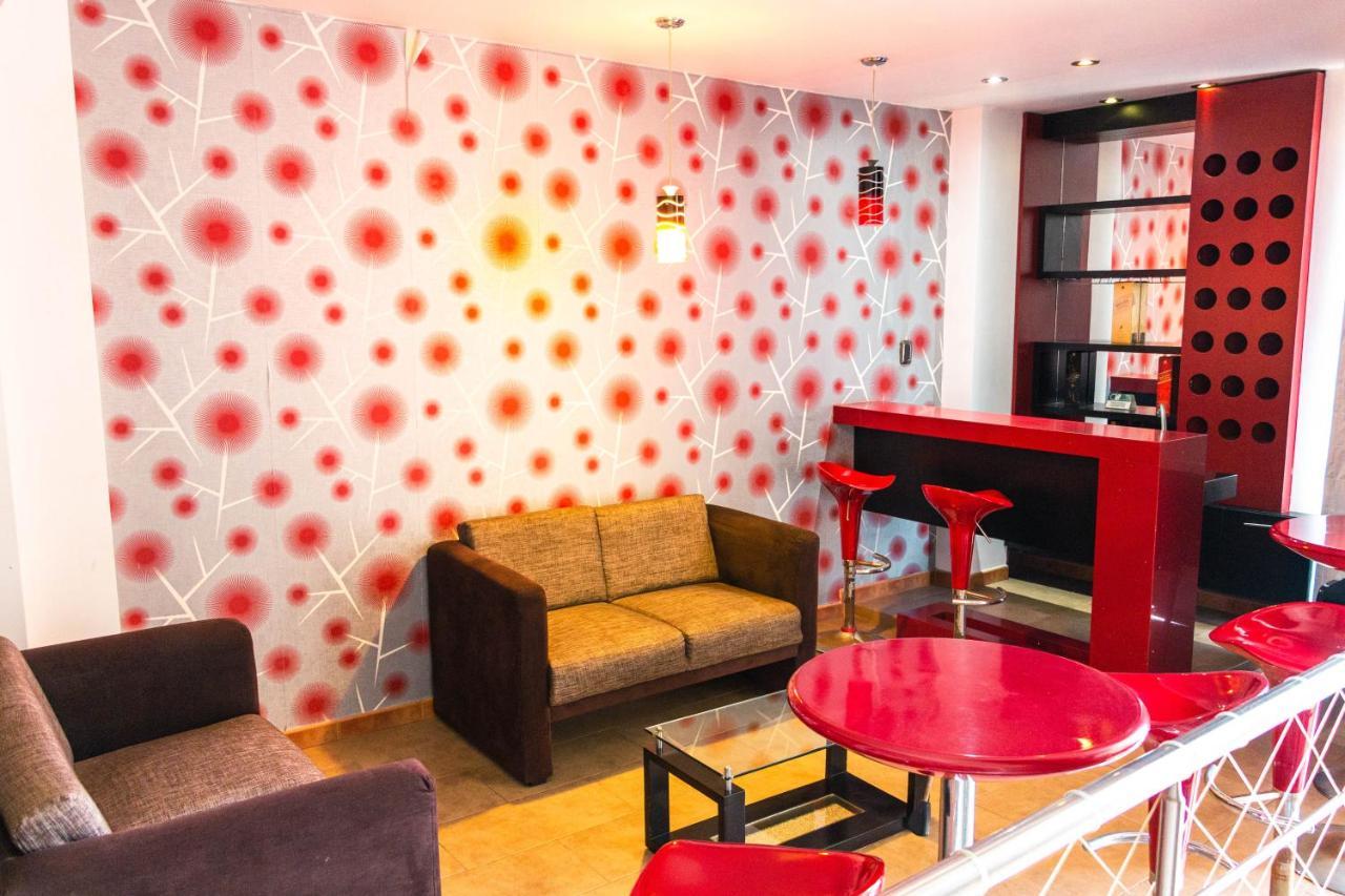 Hotel Mochiks Чиклайо Екстериор снимка