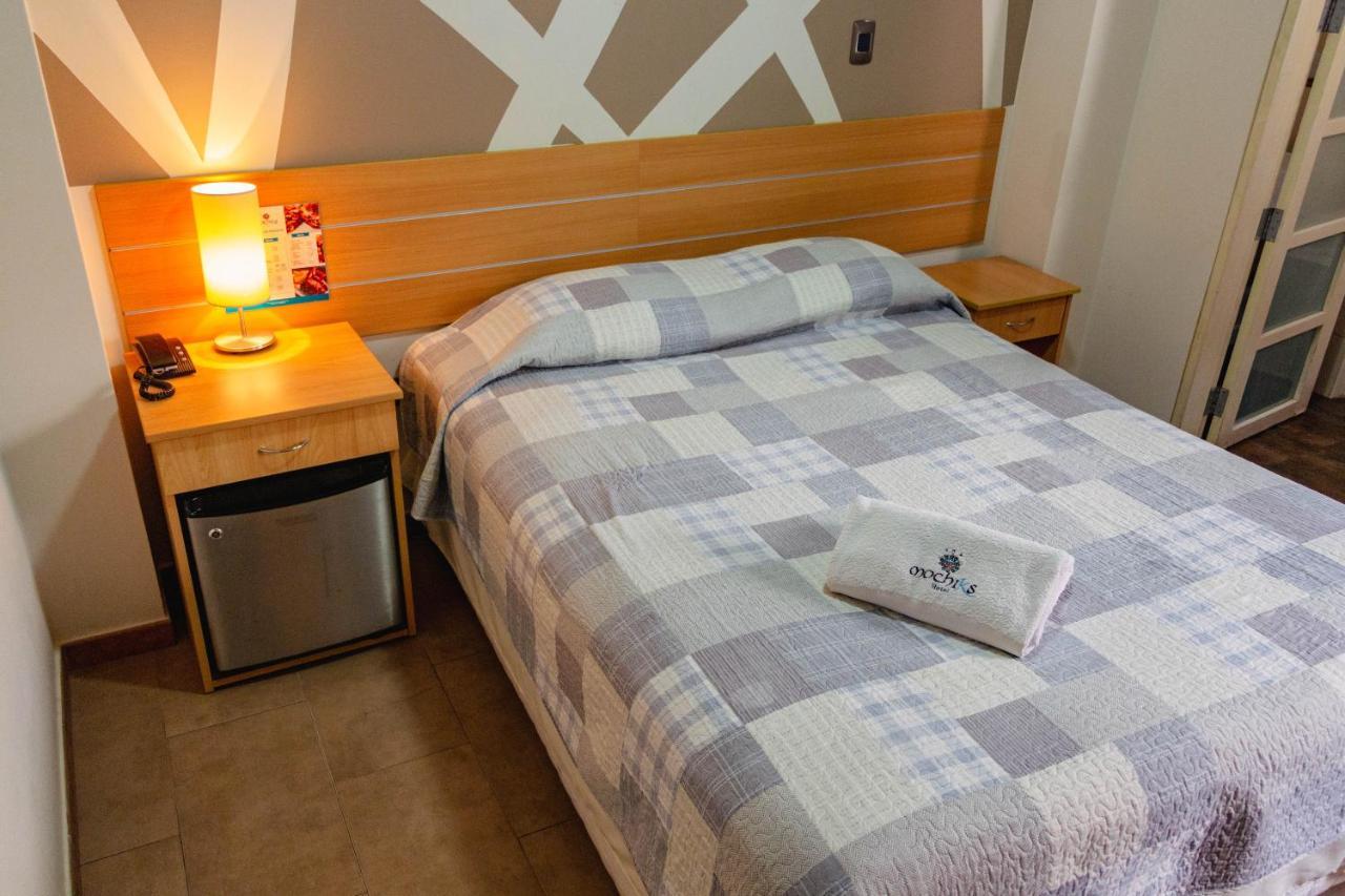 Hotel Mochiks Чиклайо Екстериор снимка